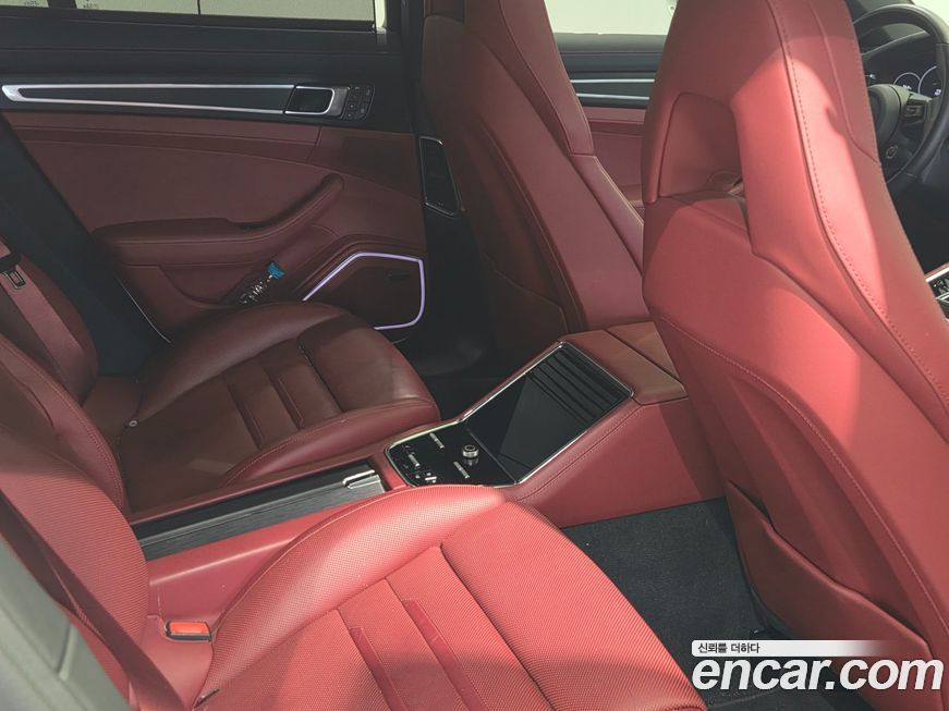 Porsche Panamera 2022