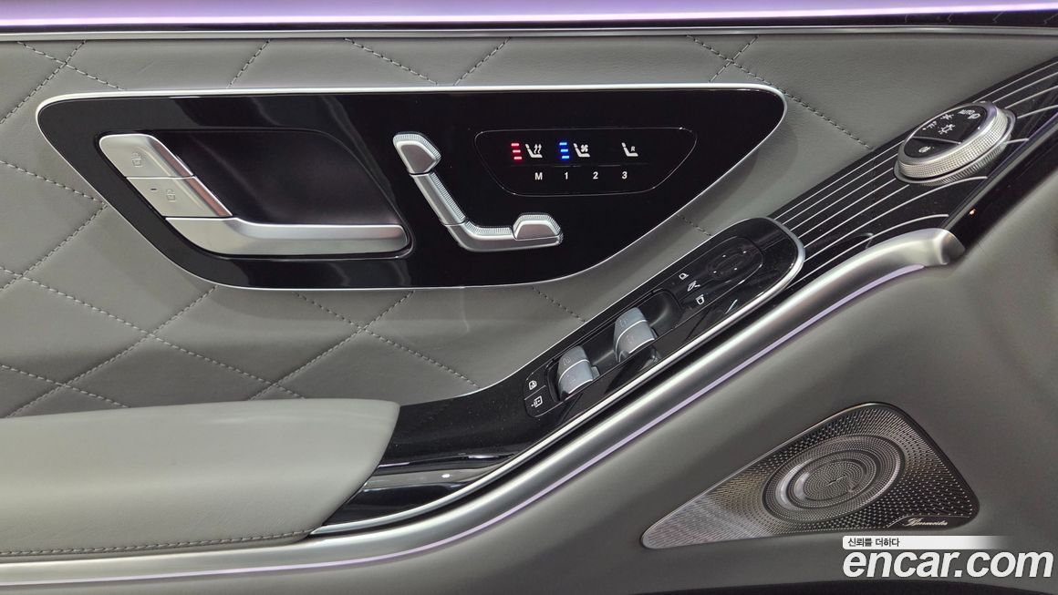 Mercedes-Benz S-Class 2025