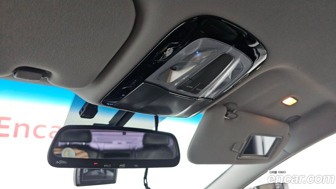 Hyundai Grandeur 2012