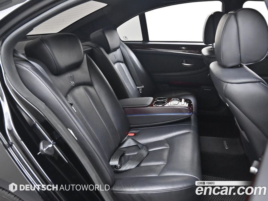 KG_Mobility_Ssangyong Chairman 2011