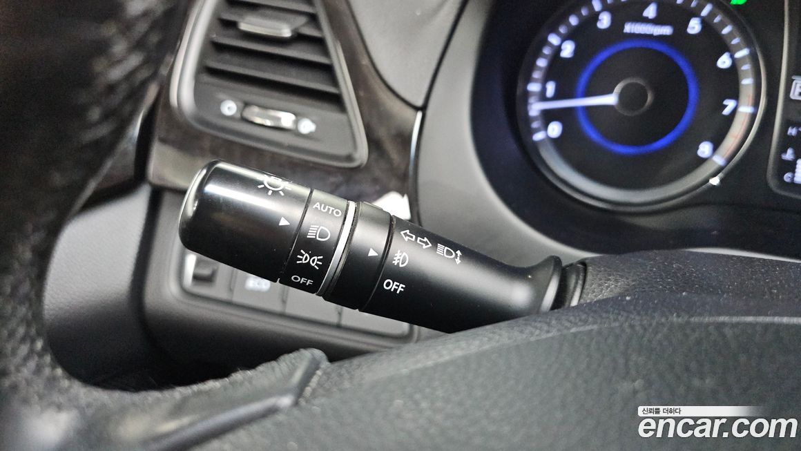 Hyundai Grandeur 2012