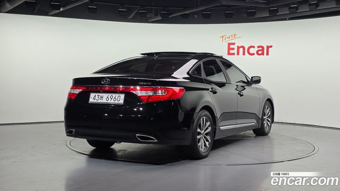 Hyundai Grandeur 2012