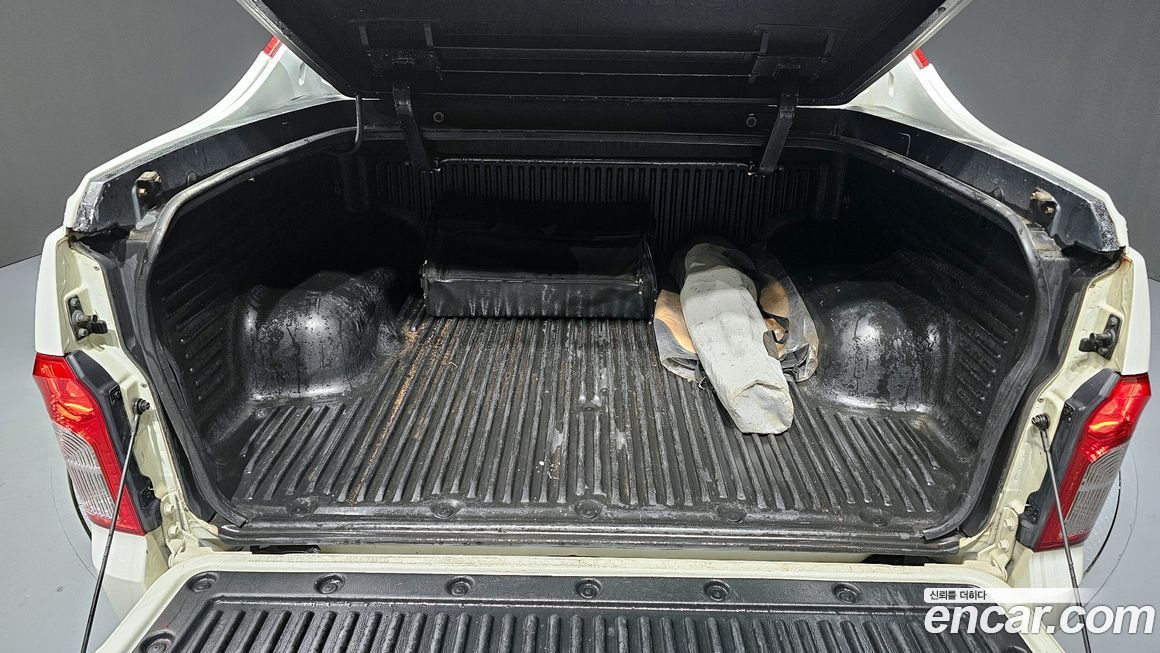 KG_Mobility_Ssangyong KORANDO 2014