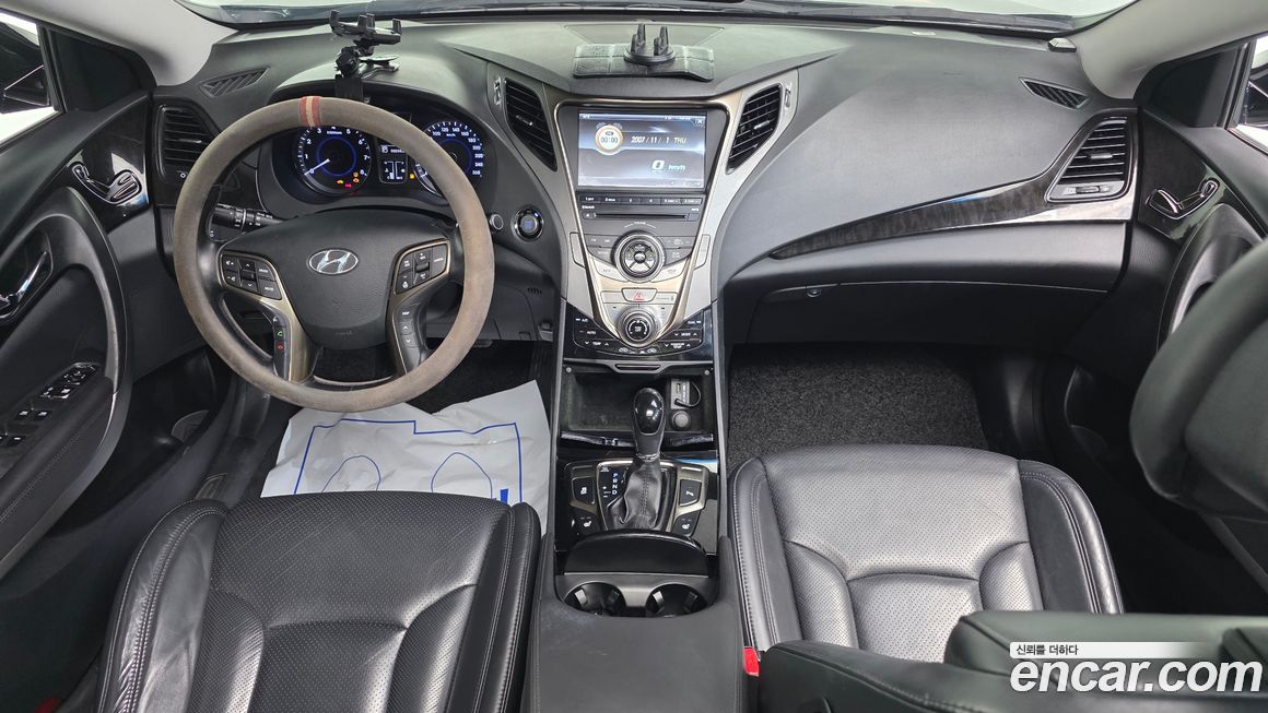 Hyundai Grandeur 2012