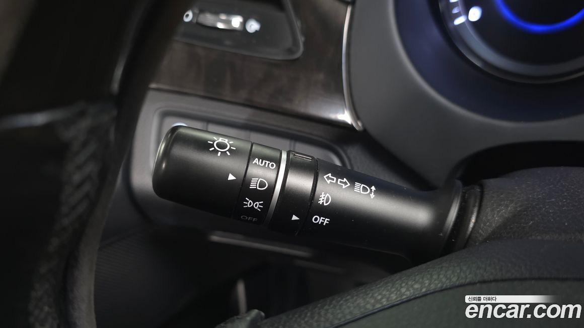 Hyundai Grandeur 2012