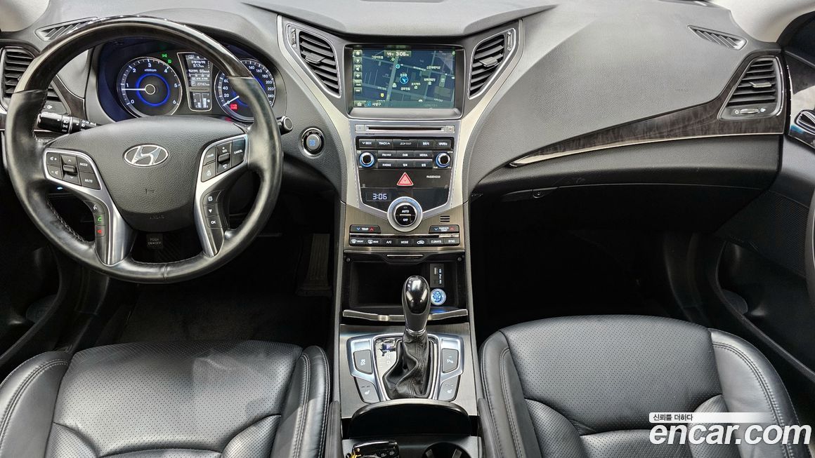 Hyundai Grandeur 2016