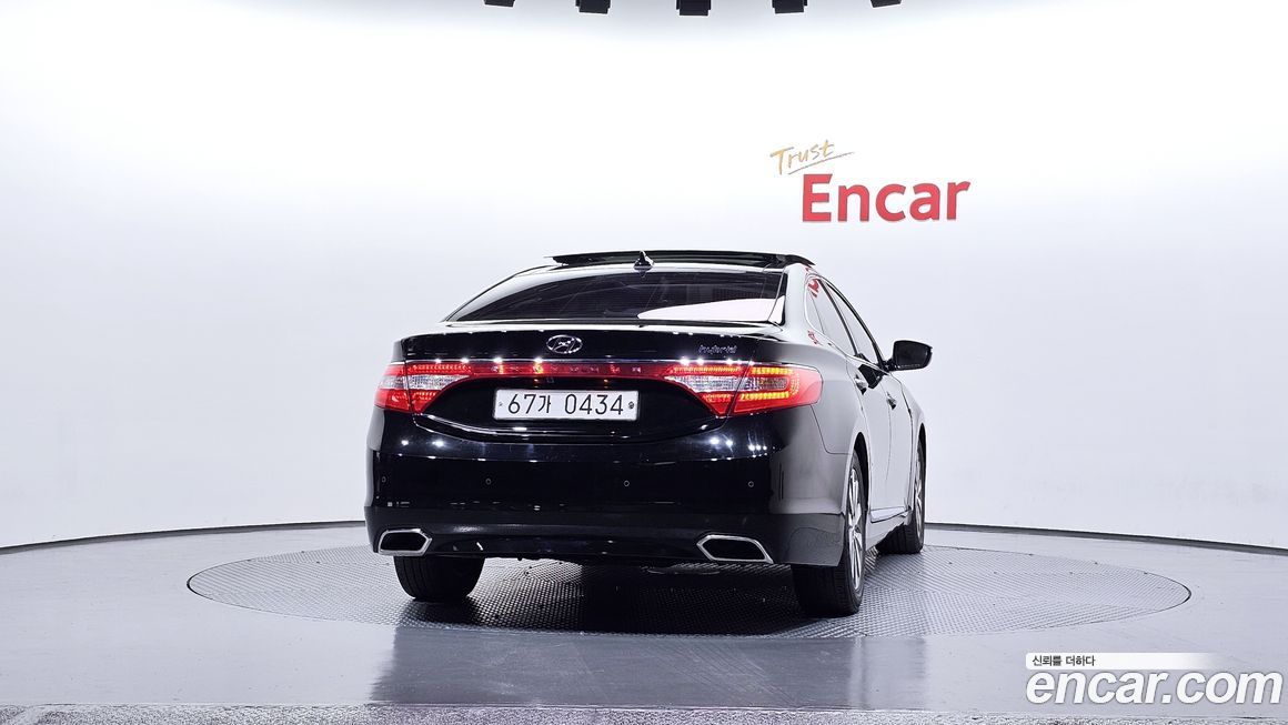 Hyundai Grandeur 2016