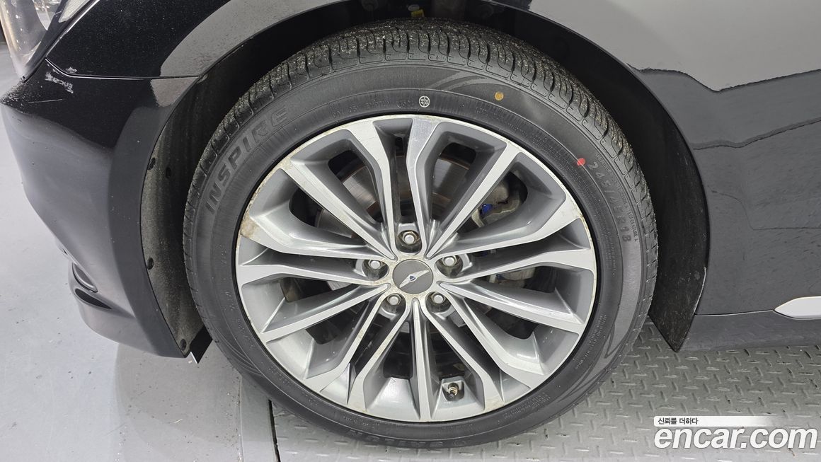 Hyundai Genesis 2014