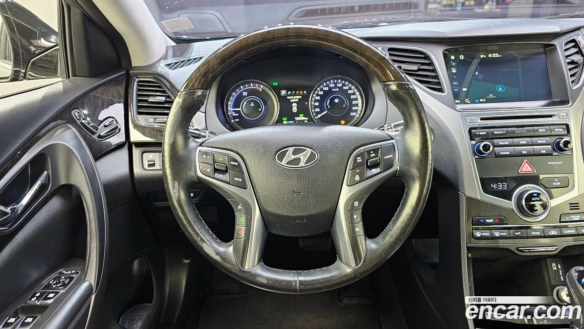 Hyundai Grandeur 2016