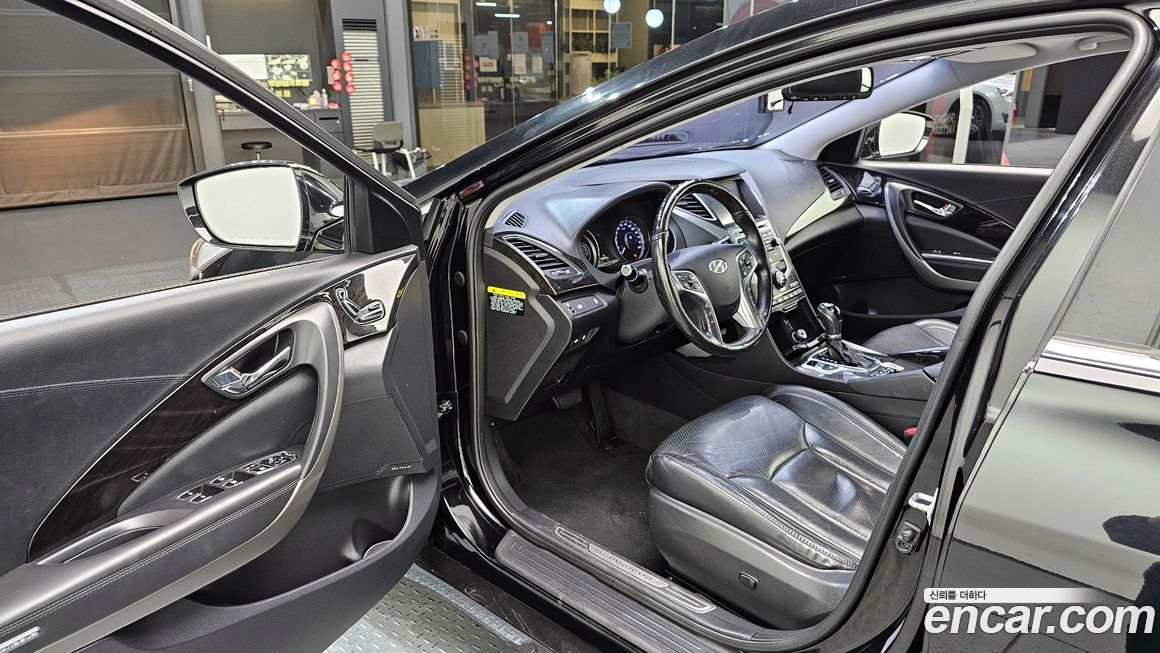 Hyundai Grandeur 2016