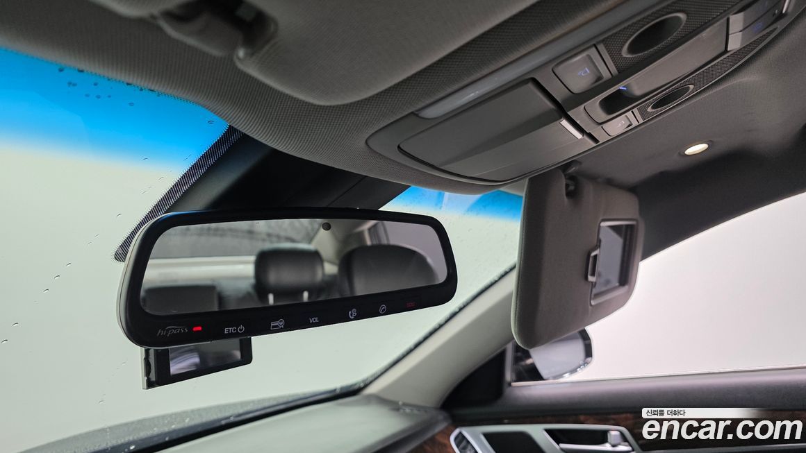 Hyundai Genesis 2014