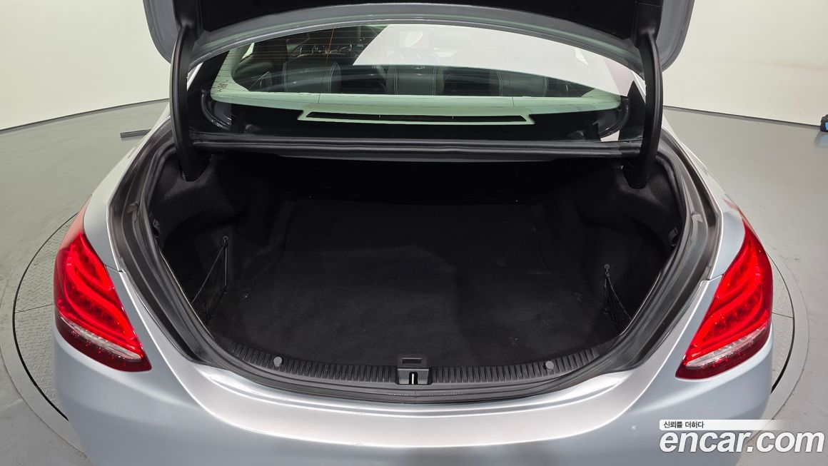 Mercedes-Benz C-Class 2015