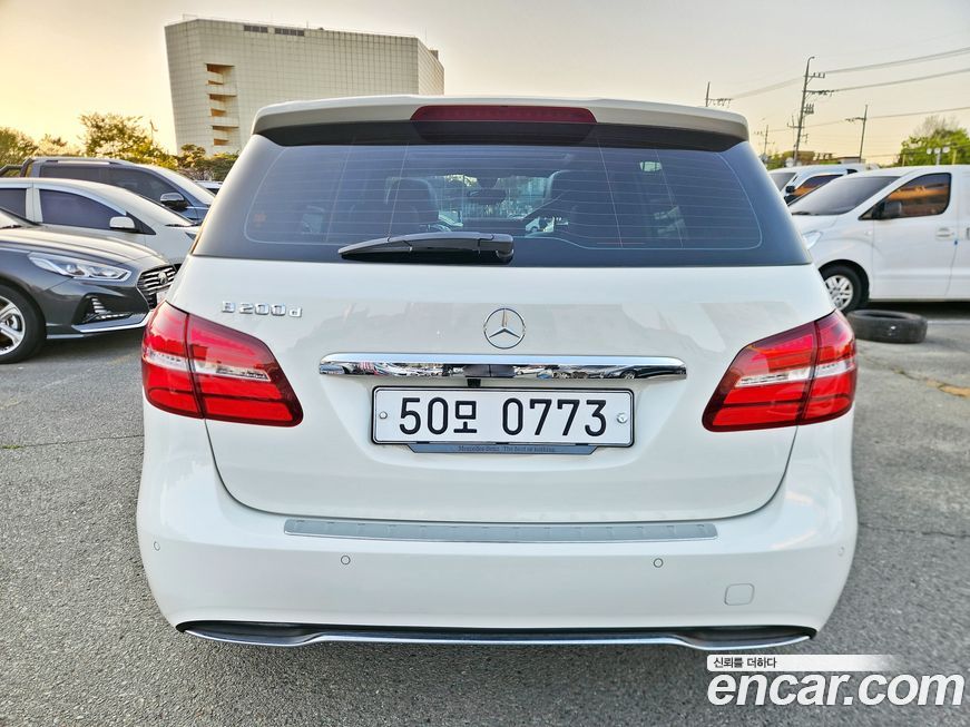 Mercedes-Benz B-Class 2016