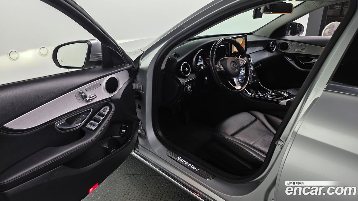 Mercedes-Benz C-Class 2015