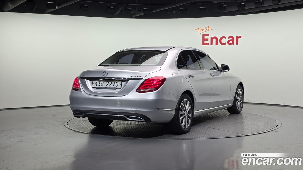 Mercedes-Benz C-Class 2015