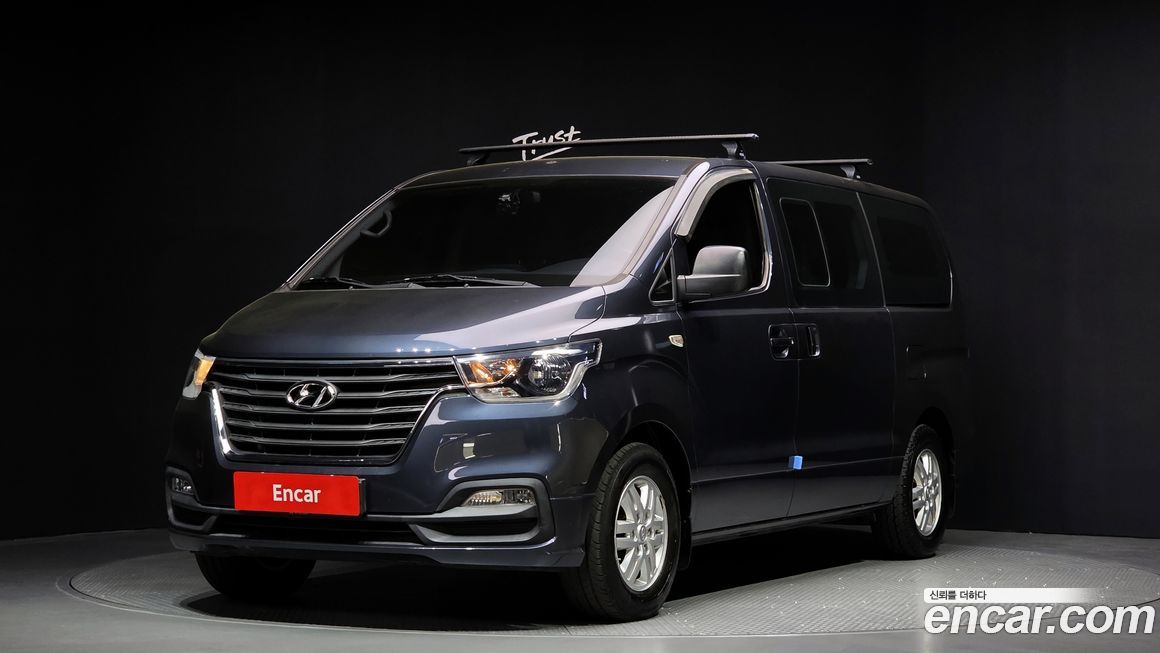 Hyundai Starex 2018
