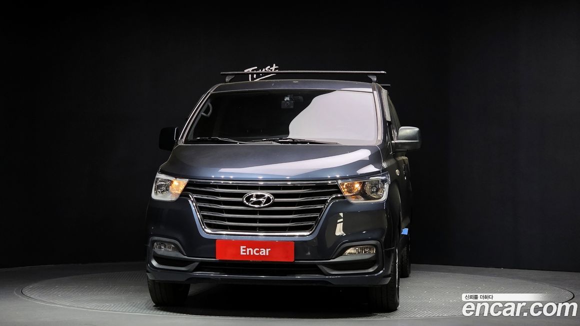 Hyundai Starex 2018