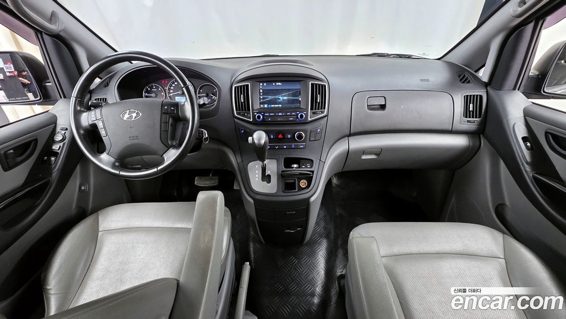 Hyundai Starex 2018