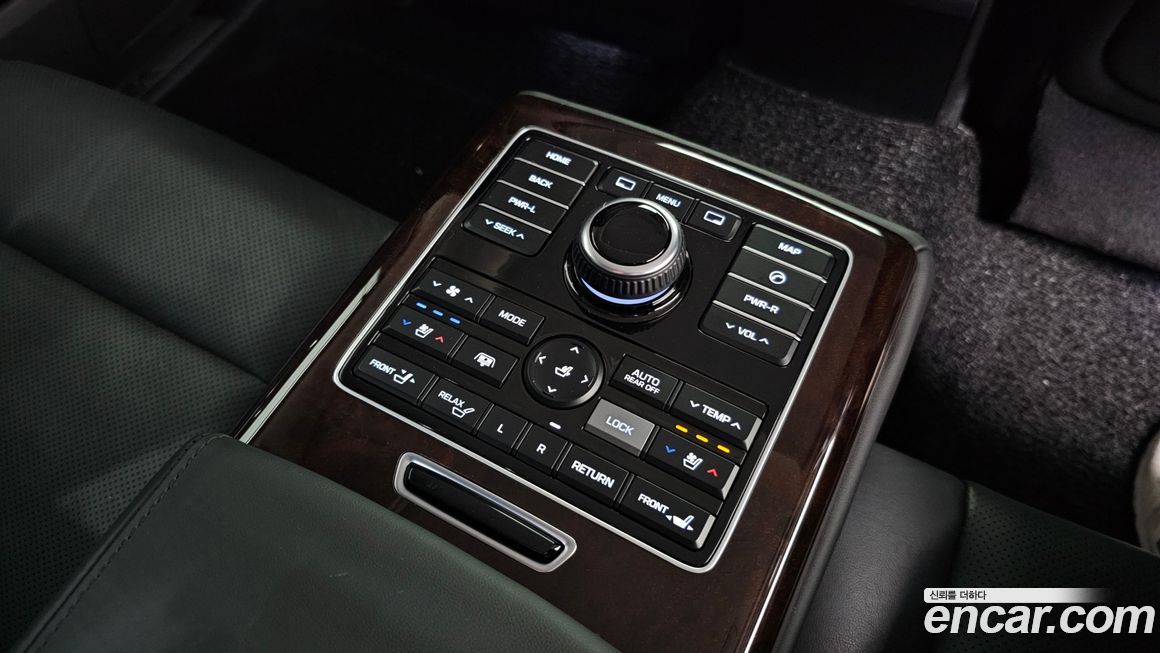 Hyundai Equus 2015