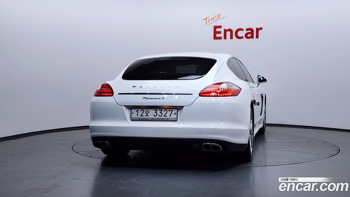 Porsche Panamera 2012