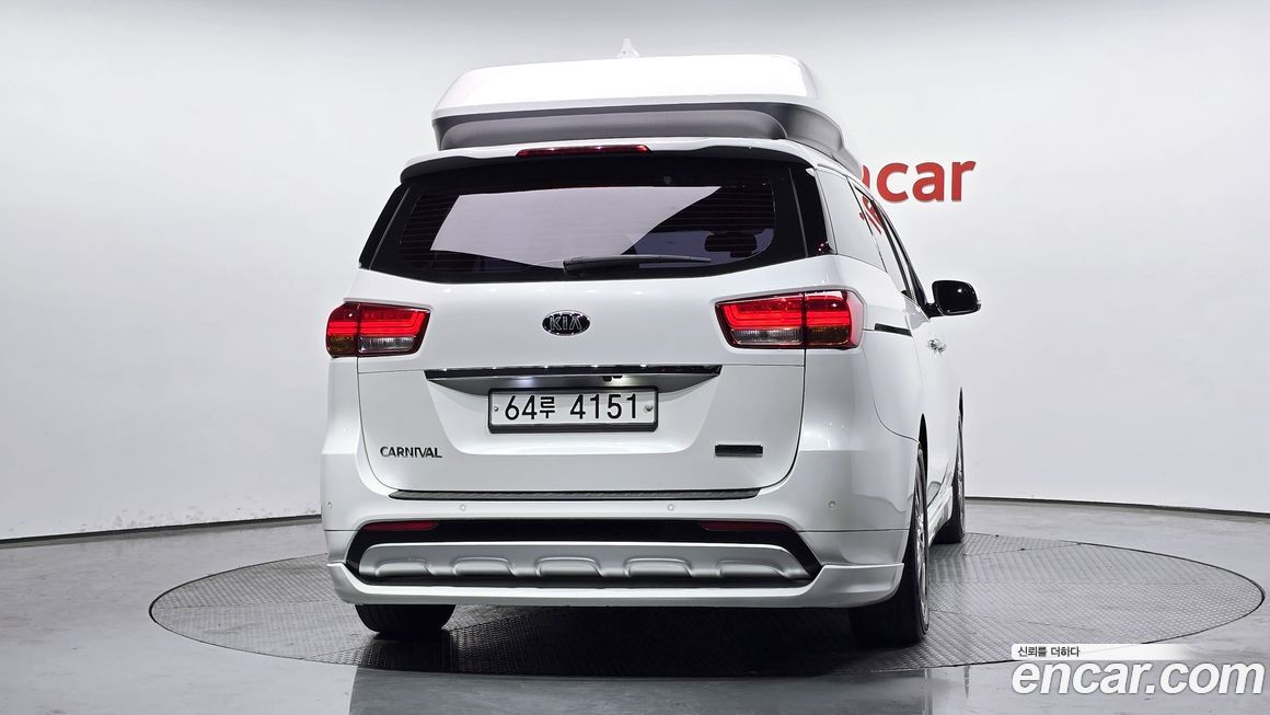 Kia Canival 2018