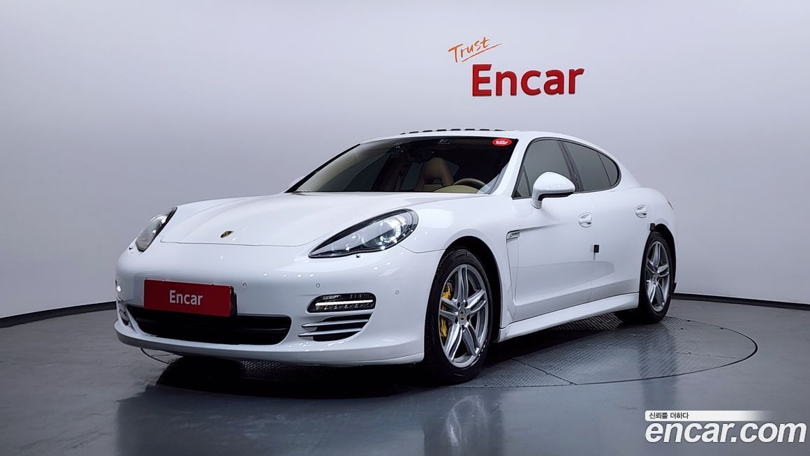 Porsche Panamera 2012