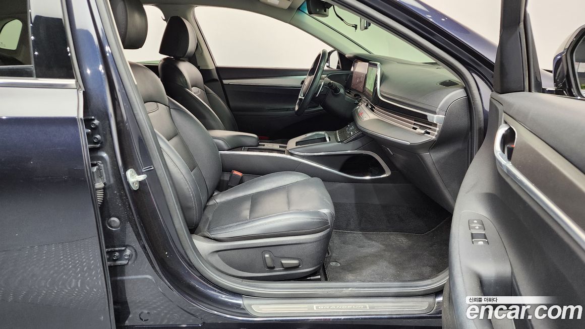 Hyundai Grandeur 2020