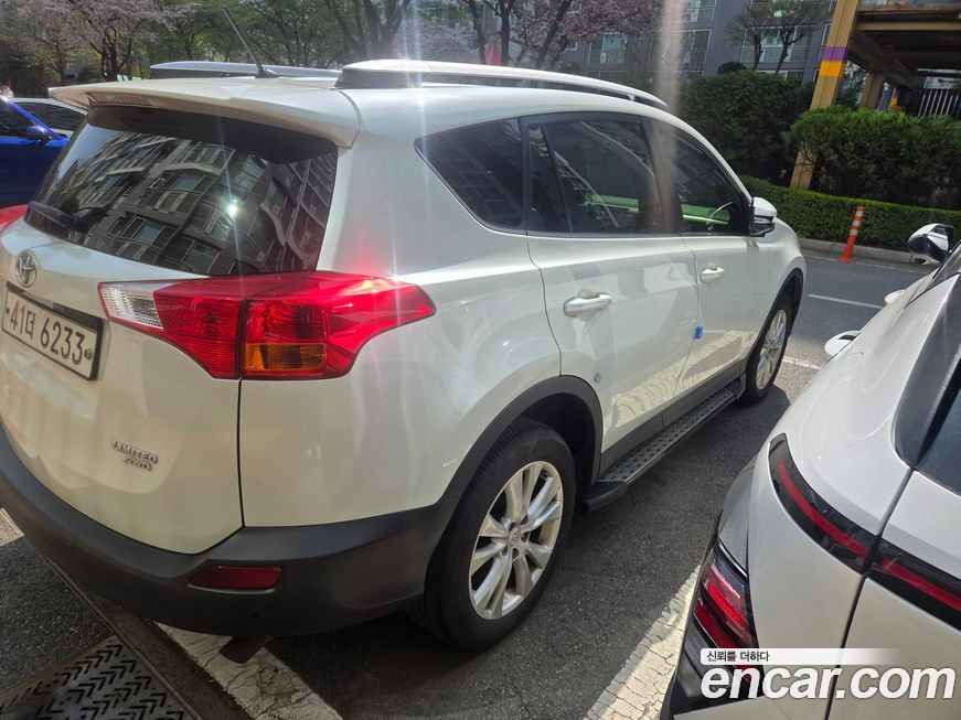 Toyota RAV4 2014