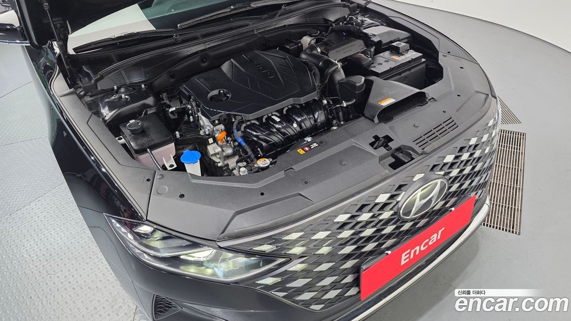 Hyundai Grandeur 2021