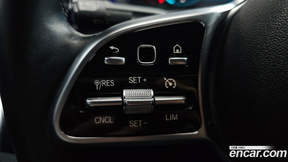 Mercedes-Benz A-Class 2021