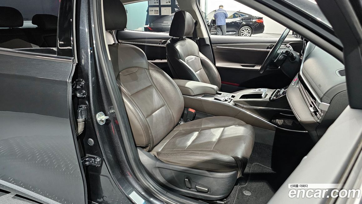 Hyundai Grandeur 2020