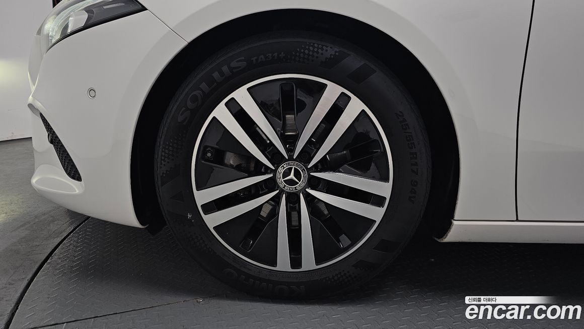 Mercedes-Benz A-Class 2021