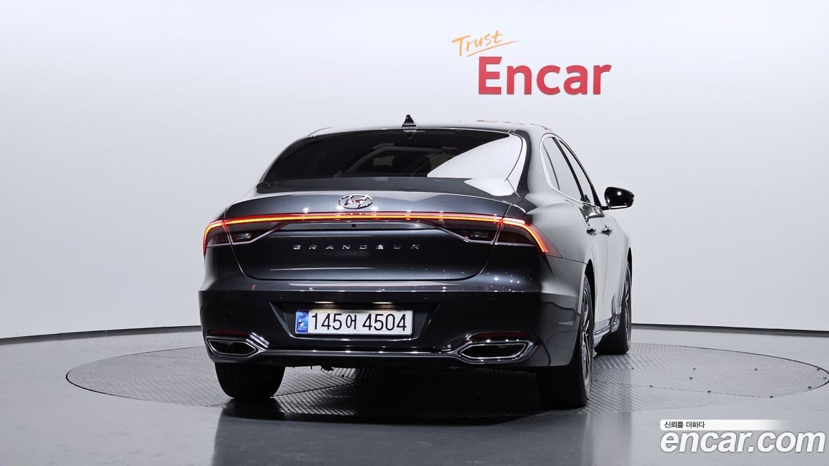 Hyundai Grandeur 2022