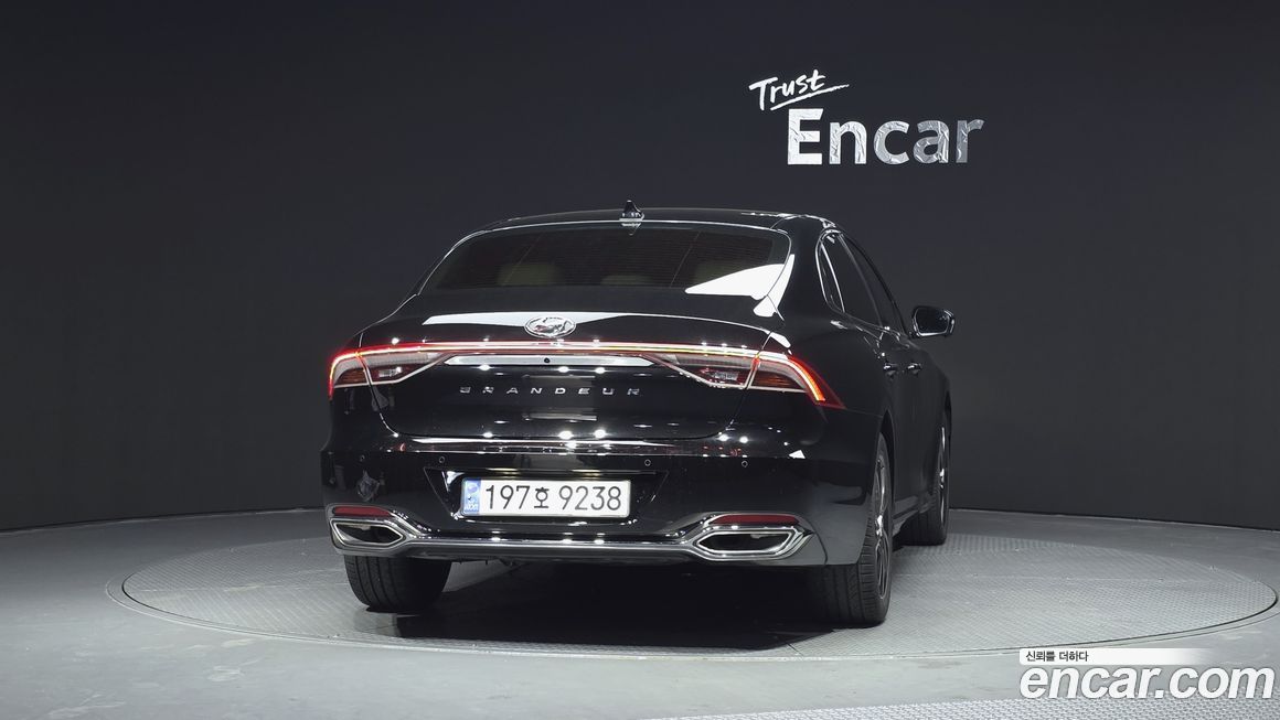 Hyundai Grandeur 2022