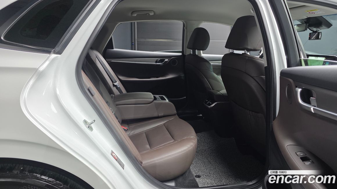 Hyundai Grandeur 2021