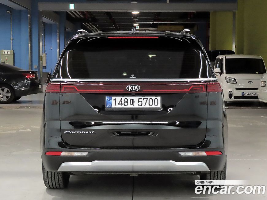 Kia Canival 2021