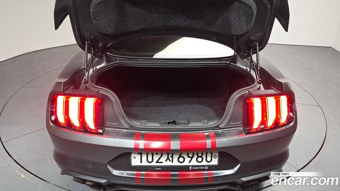 Ford Mustang 2019
