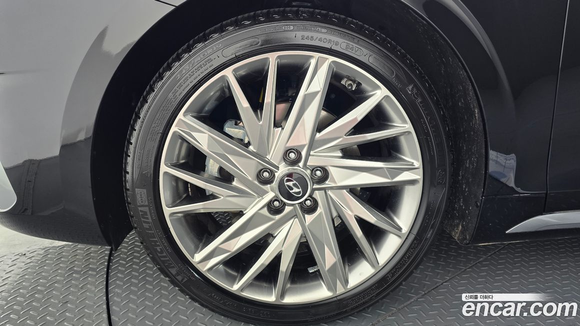 Hyundai Grandeur 2021