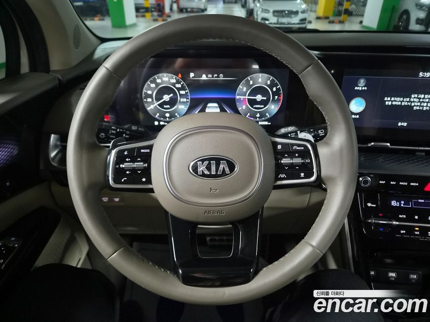 Kia Canival 2021