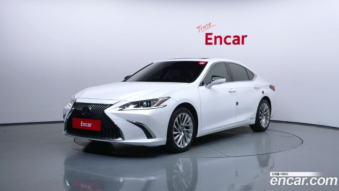 Lexus ES 2019