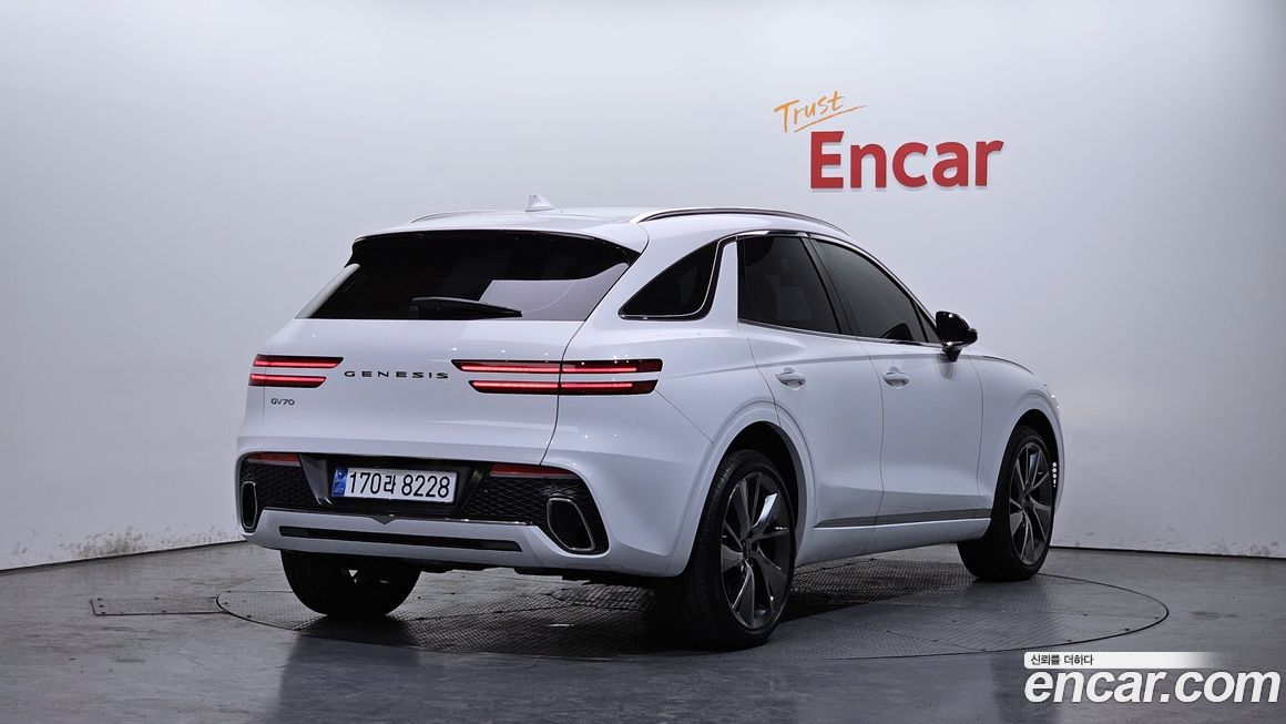 Genesis GV70 2022