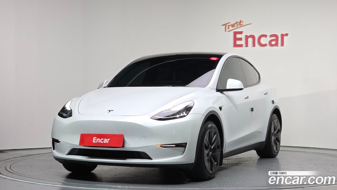 Tesla Model Y 2022