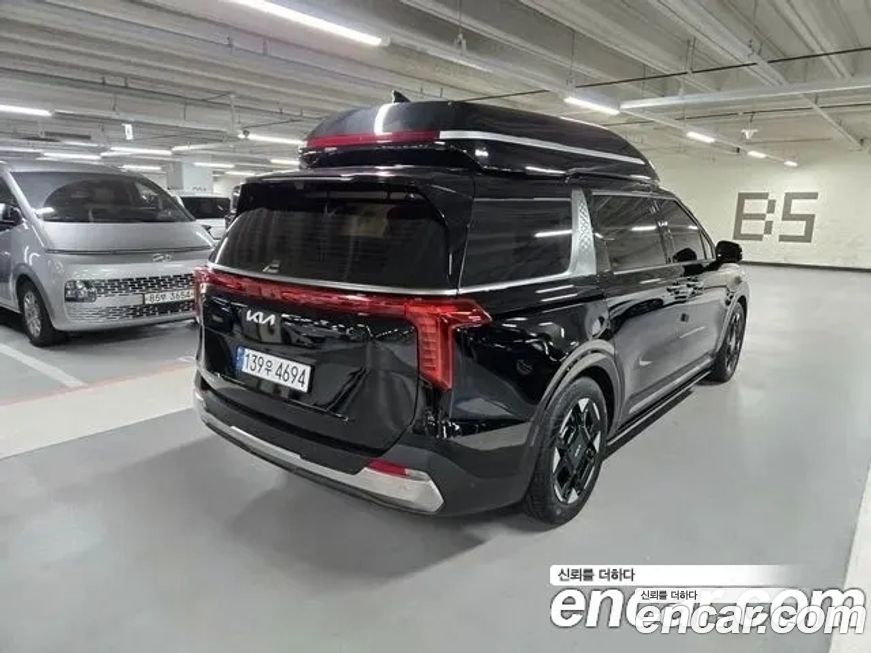 Kia Canival 2025