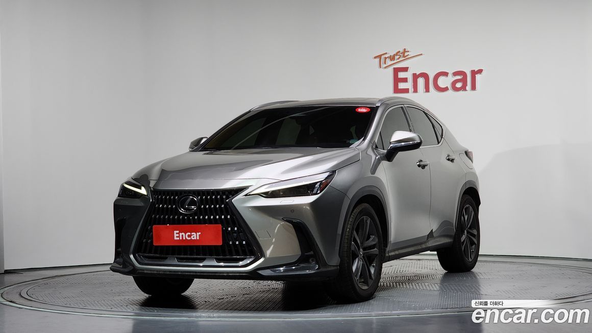Lexus NX 2023