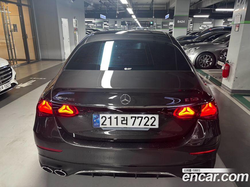 Mercedes-Benz E-Class 2025