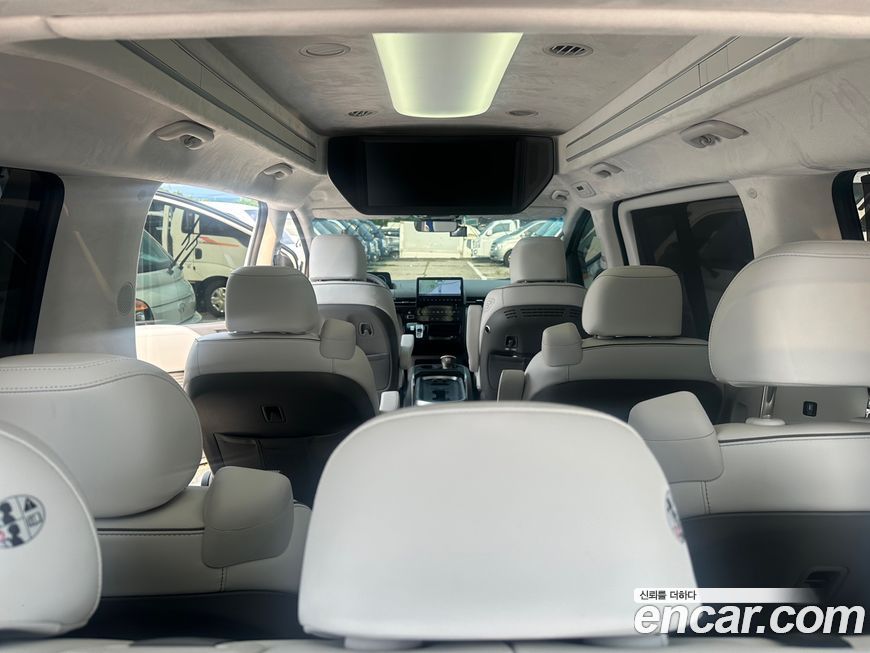 Hyundai Staria 2023