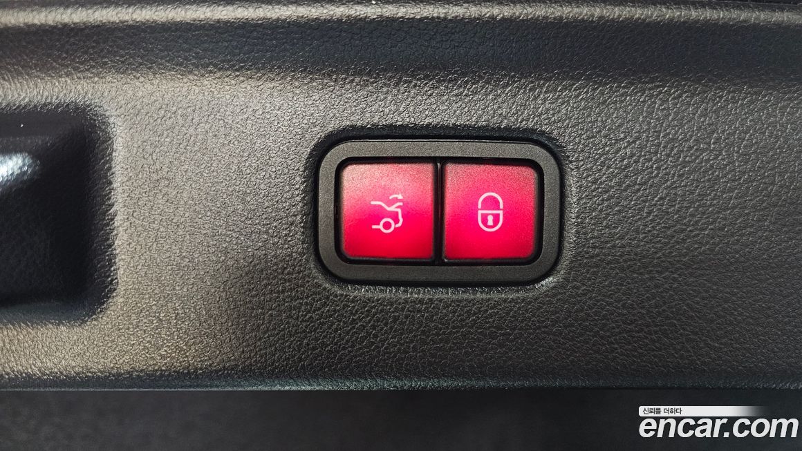 Mercedes-Benz S-Class 2024