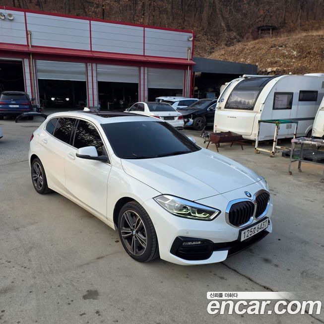 BMW 1-Series 2023