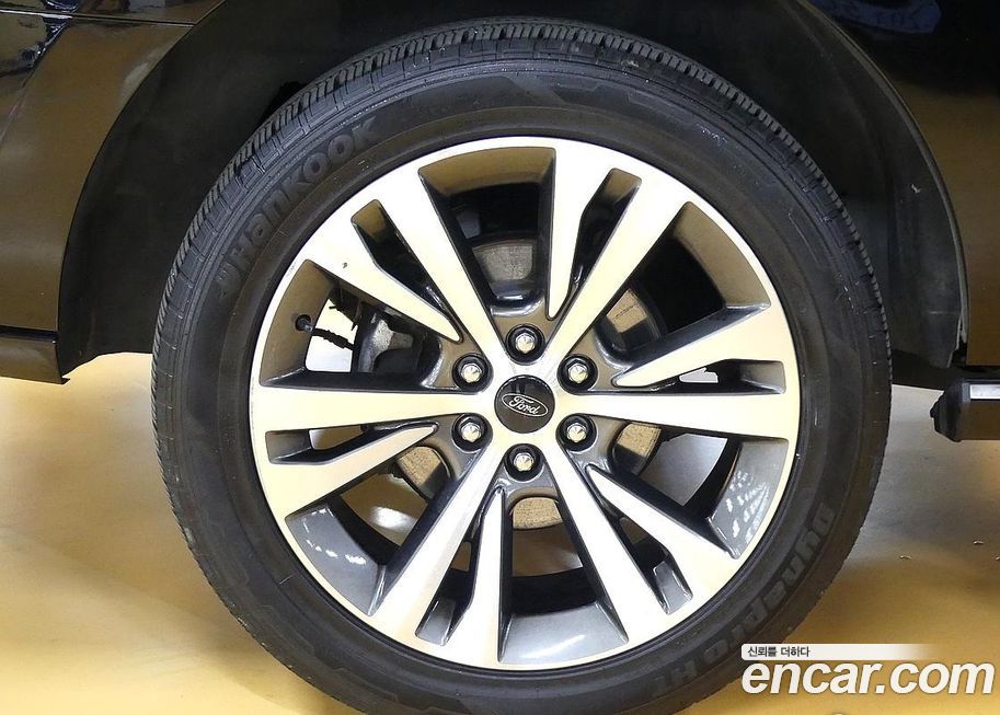 Ford Expedition 2021