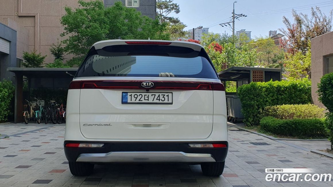 Kia Canival 2021